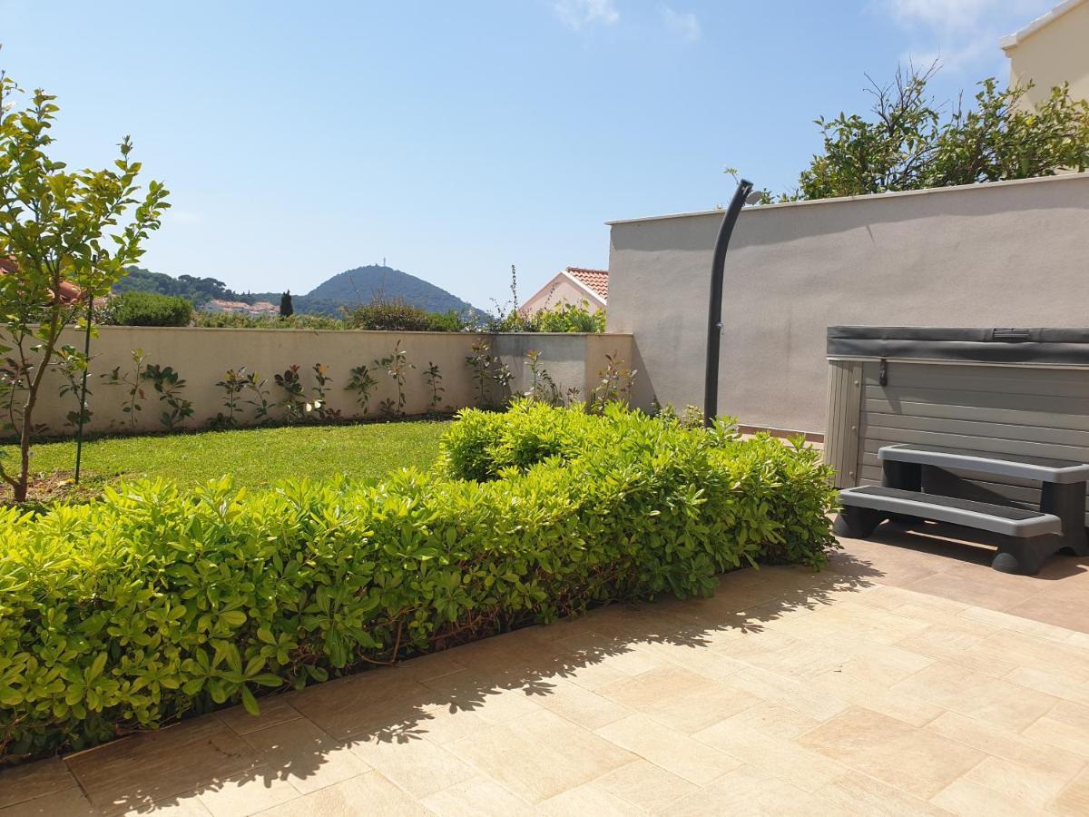 Apartamento Abelia, Two Terraces, Hot Tub, Free Parking Dubrovnik Exterior foto