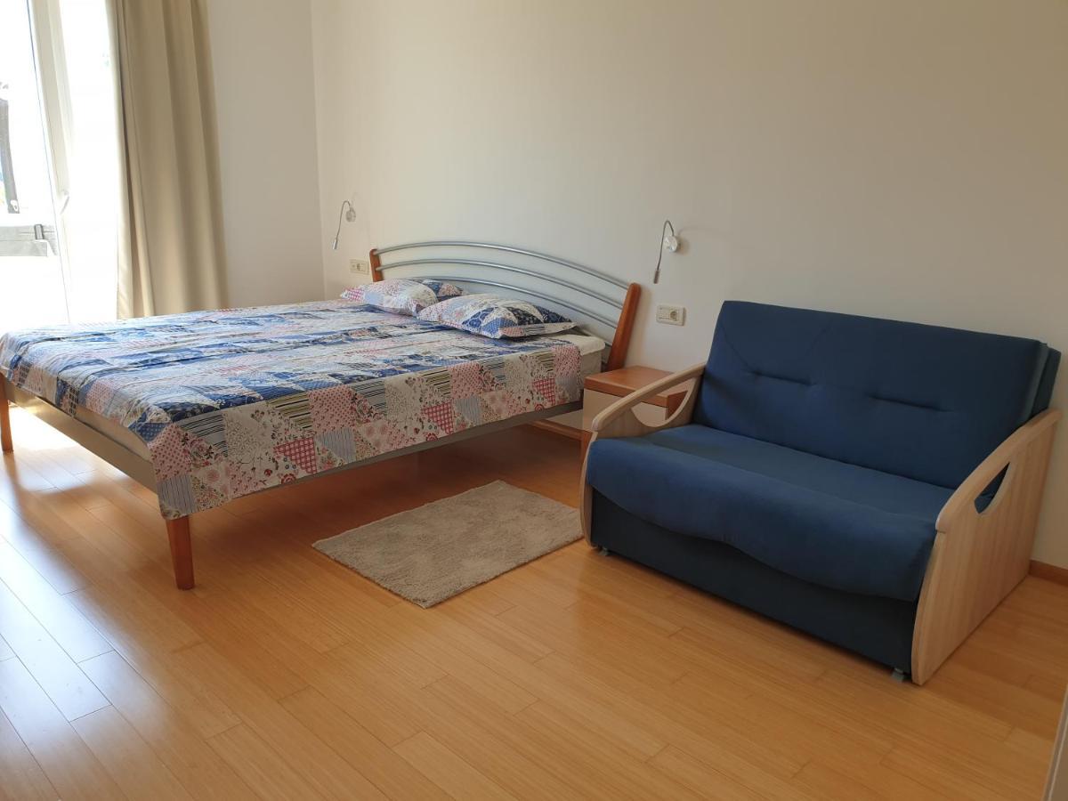 Apartamento Abelia, Two Terraces, Hot Tub, Free Parking Dubrovnik Exterior foto