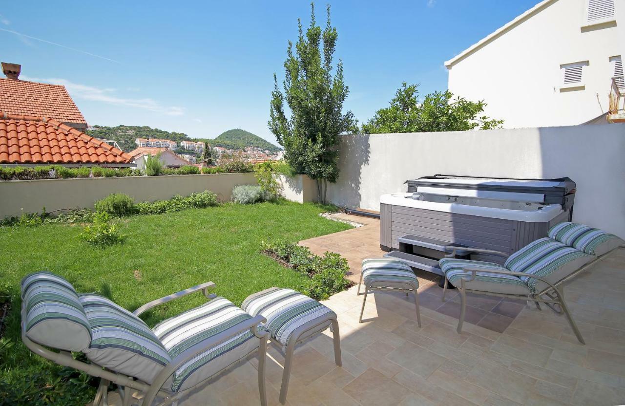 Apartamento Abelia, Two Terraces, Hot Tub, Free Parking Dubrovnik Exterior foto