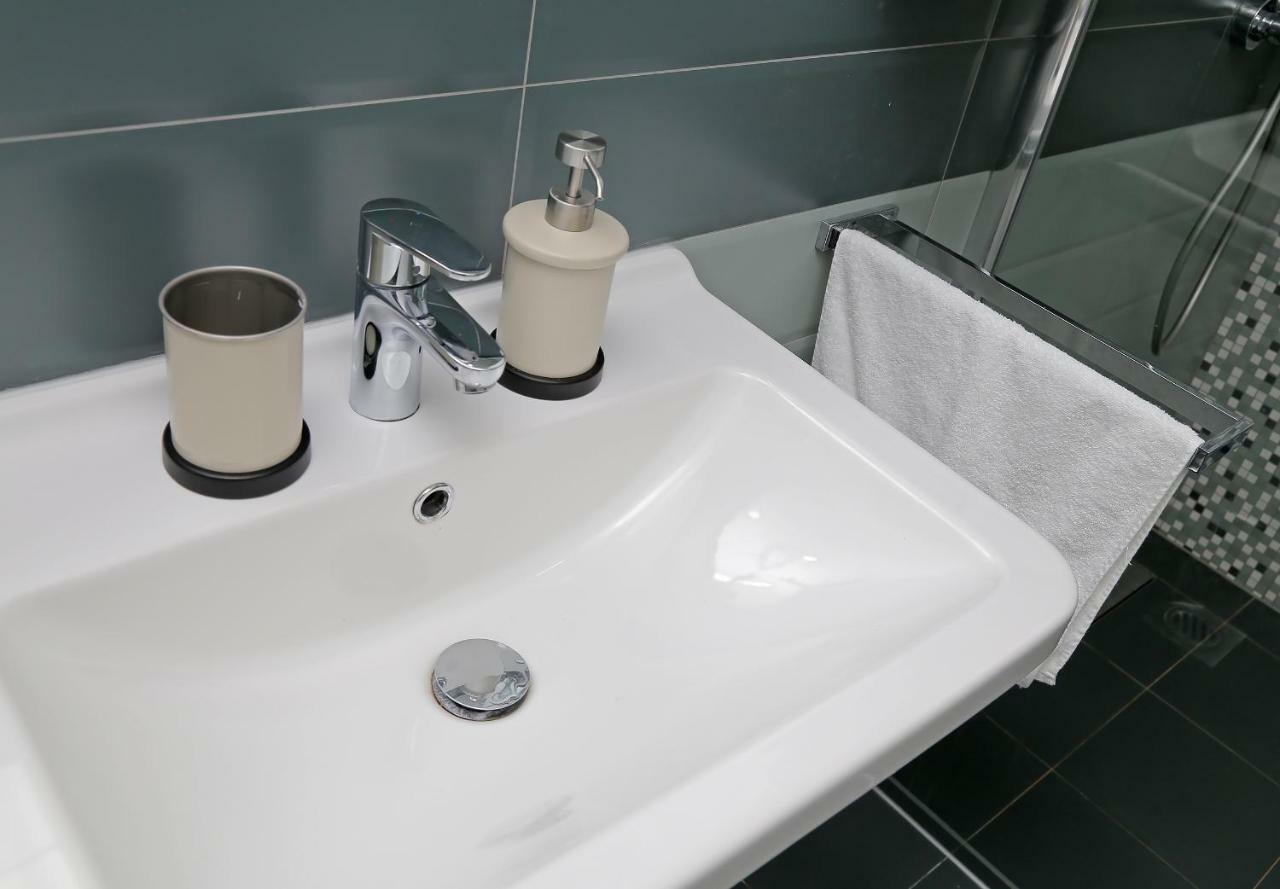 Apartamento Abelia, Two Terraces, Hot Tub, Free Parking Dubrovnik Exterior foto