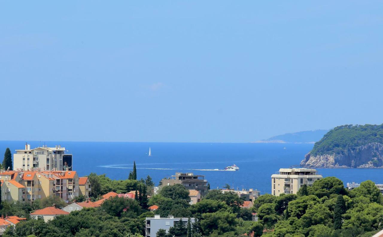 Apartamento Abelia, Two Terraces, Hot Tub, Free Parking Dubrovnik Exterior foto