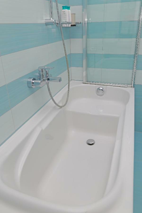 Apartamento Abelia, Two Terraces, Hot Tub, Free Parking Dubrovnik Exterior foto